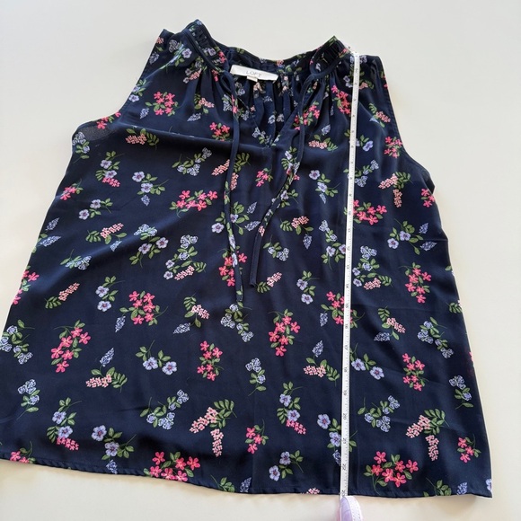 Loft- Navy- Floral- Tank- Ruffle Collar-Sleeveless-Tank-Size S - Picture 9 of 10